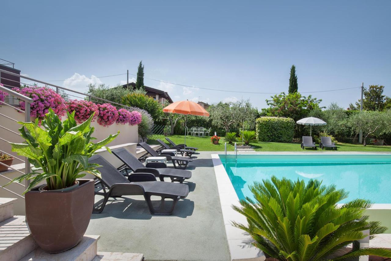 Villa Aurora-Holiday Home Apt 1 バルドリーノ エクステリア 写真
