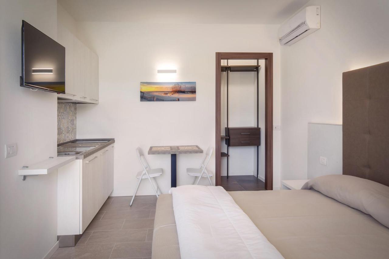 Villa Aurora-Holiday Home Apt 1 バルドリーノ エクステリア 写真